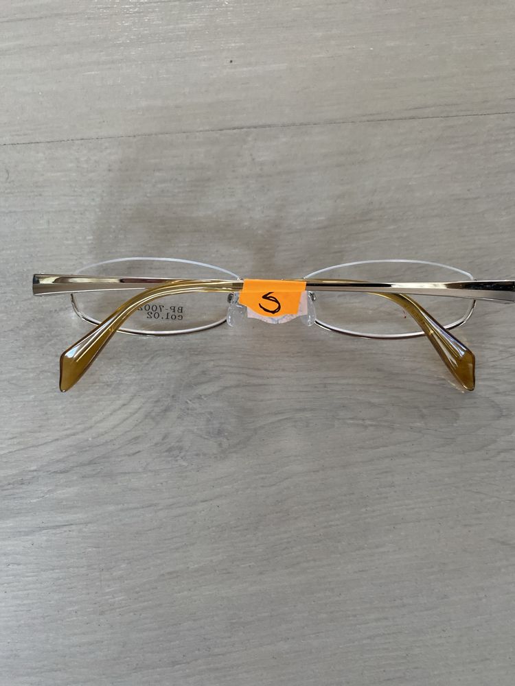 Vând rame ochelari noi din Titan Carl Zeiss, Fendi, Copper superbe