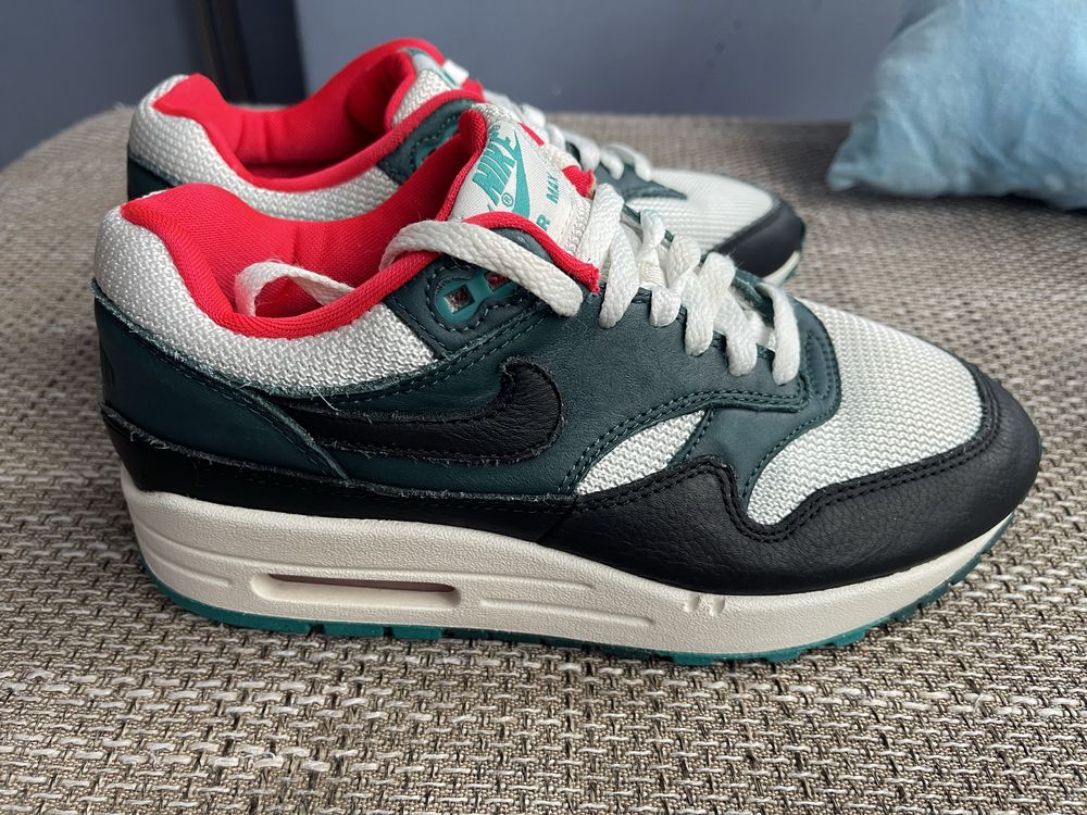 Nike Air Max 1 Liverpool x LeBron YNWA James Jordan NBA LFC Gerrard