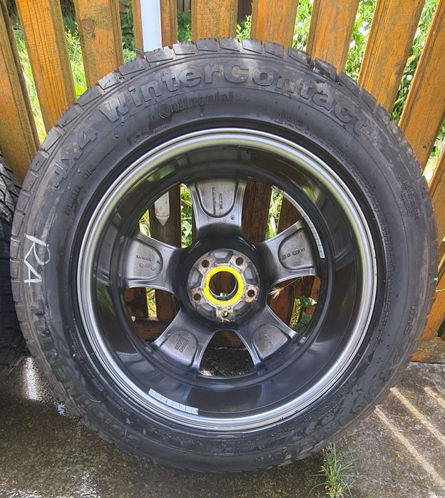 Vând set iarnă complet pentru SUV – Lexus NX, RAV4, etc. (5x114,3)