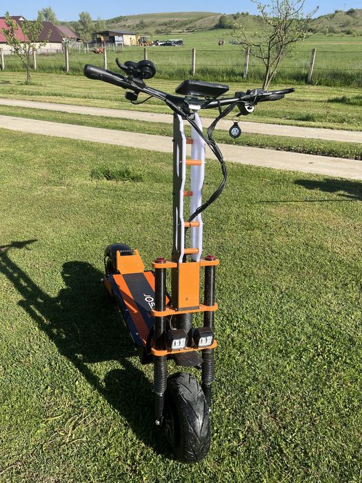 Trotineta electrica offroad