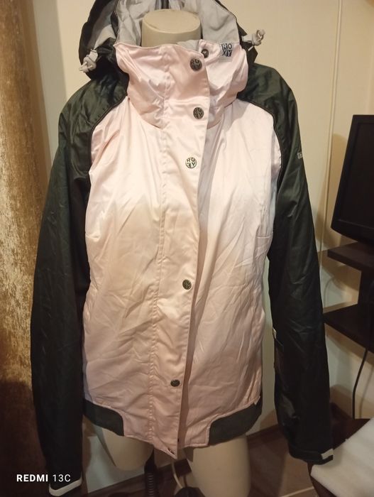 Яке с качулка на марката ROXY