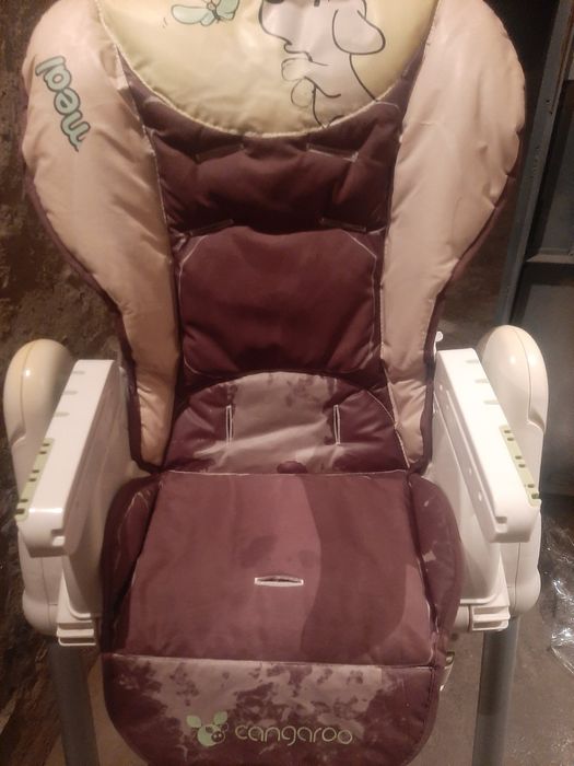 Столче за хранене Cangaroo