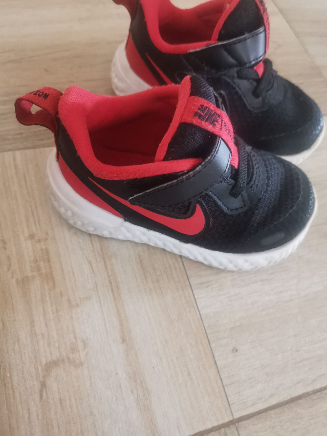 Маратонки Nike 21