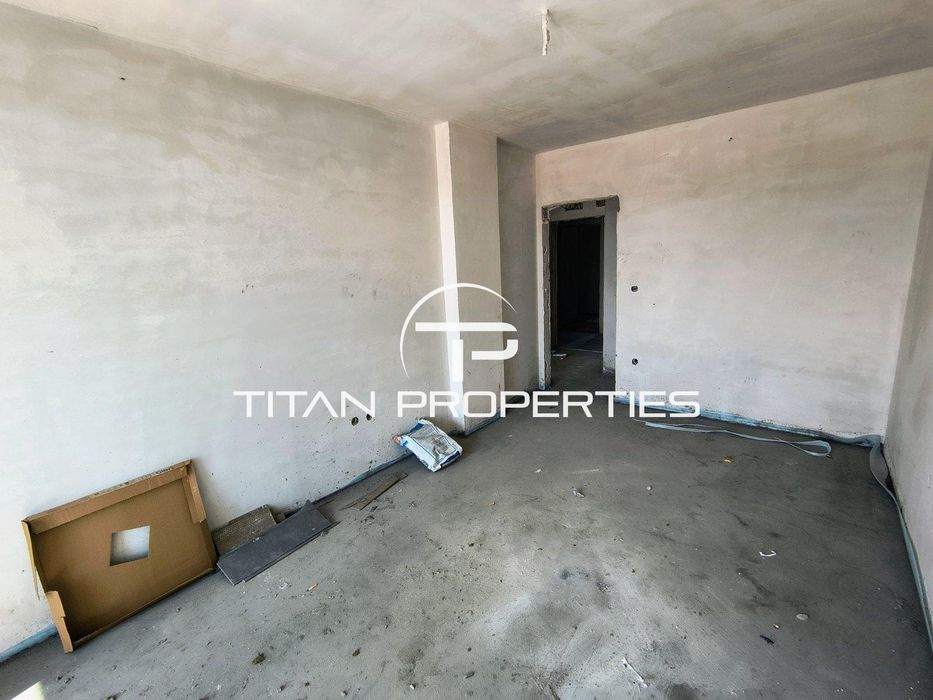 Продава се Двустаен апартамент в Пловдив, Гагарин - 70 кв.м за 1429 €/кв.м - Снимка #3