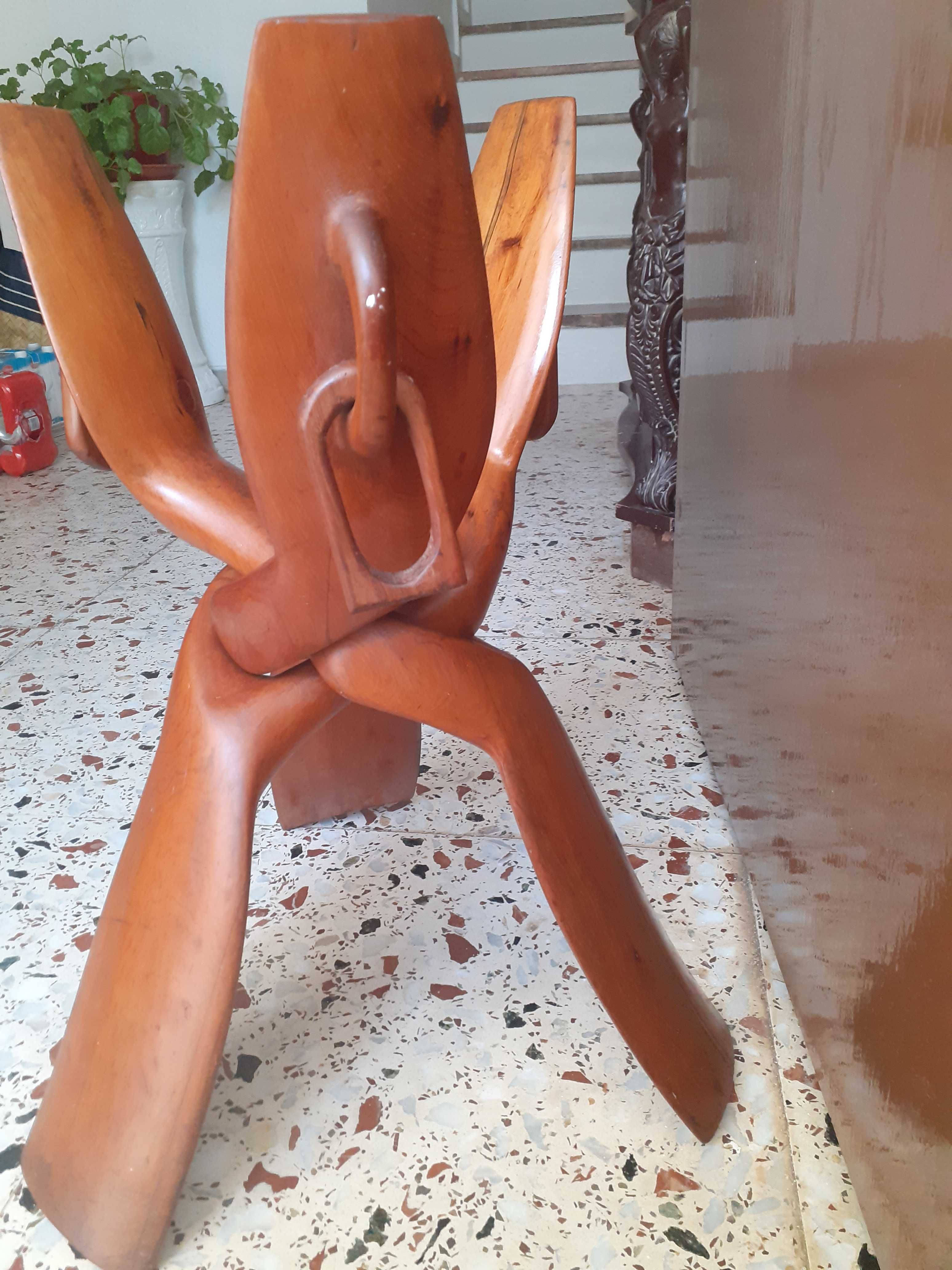 Precioasa sculptura veche din lemn de maslin