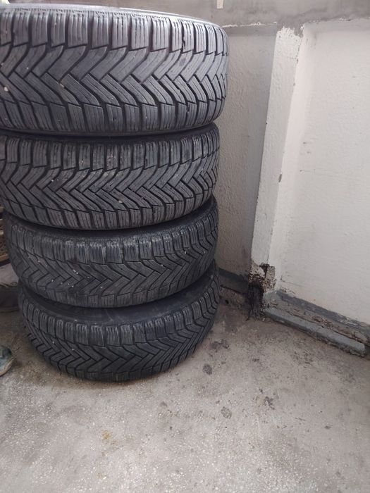 Roti cu cauciucuri iarna Vw Passat b7.