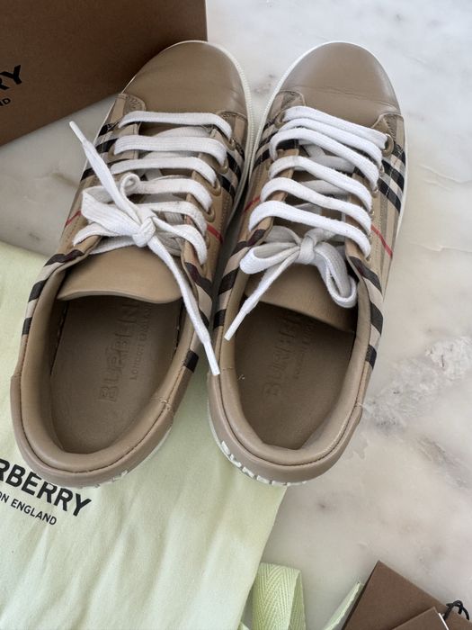 Дамски обувки Burberry