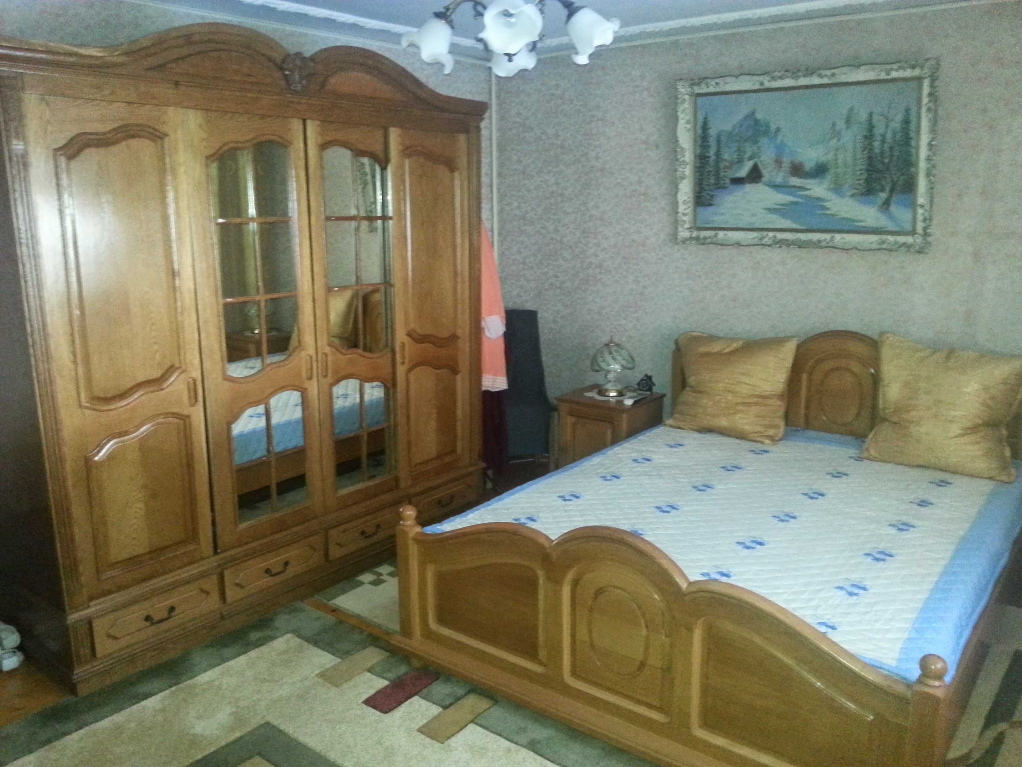 Casă / Vilă cu anexe și teren în Gura Humorului
