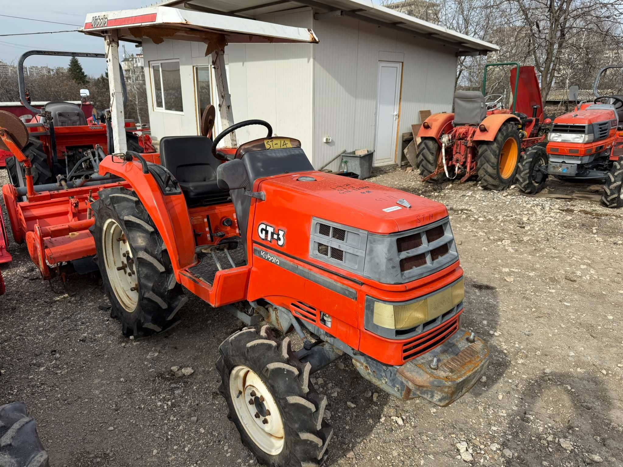 Трактор KUBOTA GT3 4x4