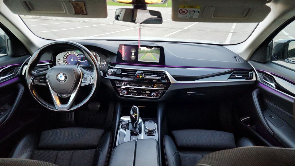 Bmw Seria 5 G30  520d SportLine
