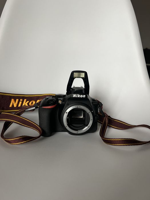 Camera NIKON D5600- cu obiective si accesorii