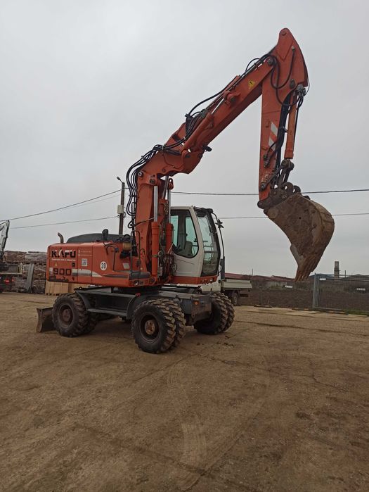 Excavator Liebherr A 900C