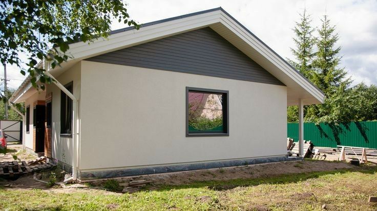 Casa modulare pe structura metalica si panou sandwich termoizolant