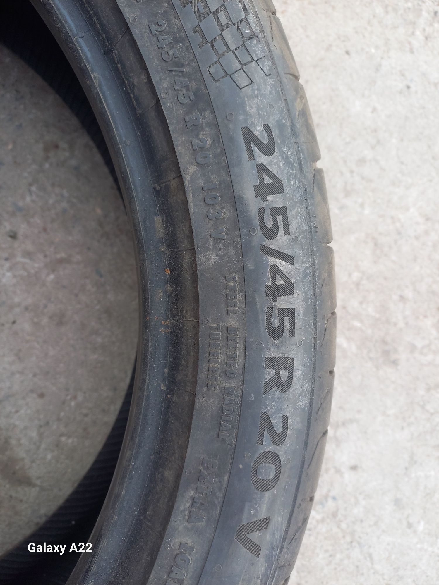 срочно продам шины R 20