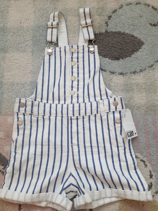 Детски дънков гащеризон бял H&M нов с етикет 4-5 години 110 см