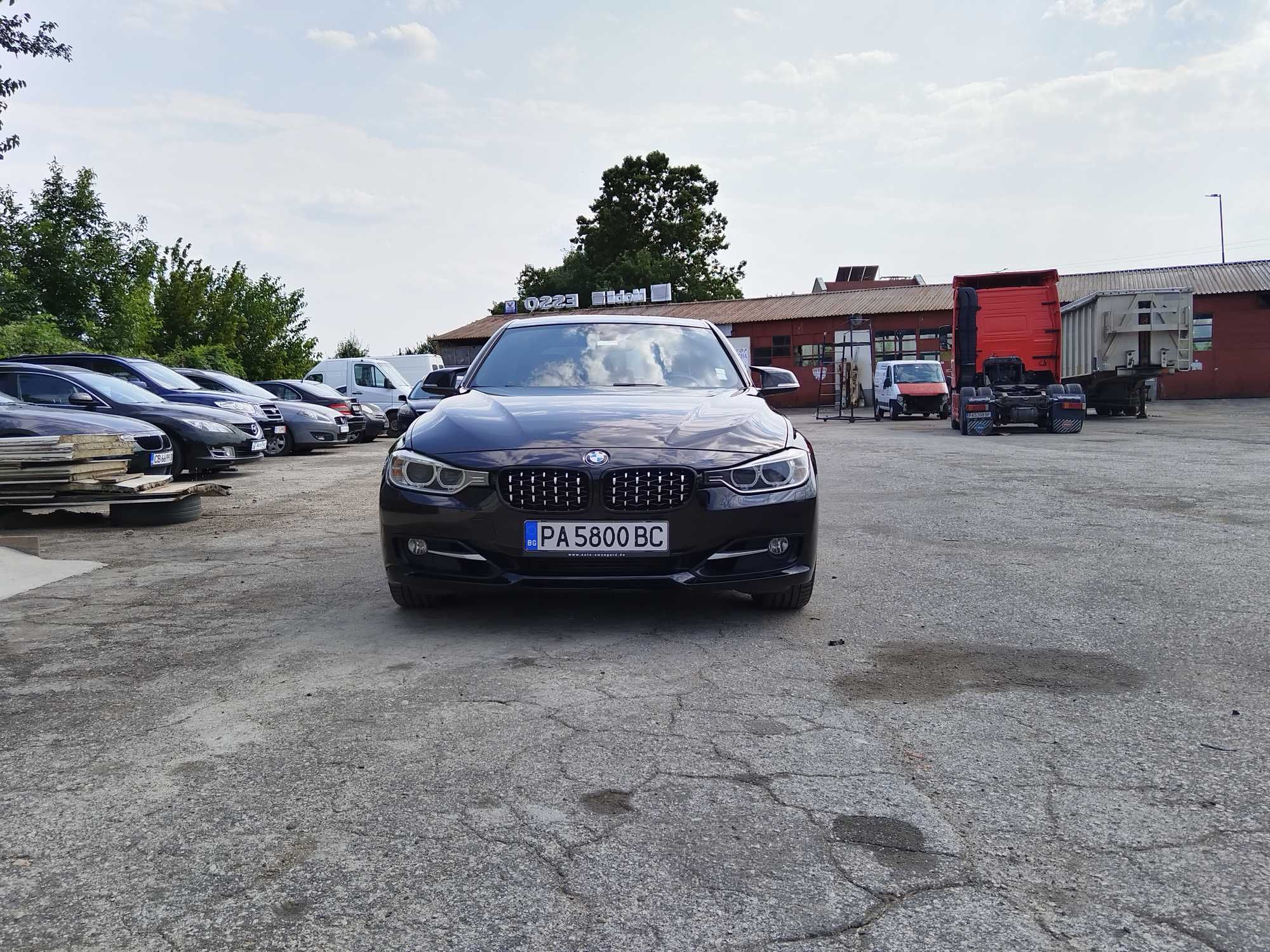 Продавам задна броня и прагове за bmw f30 sport packet