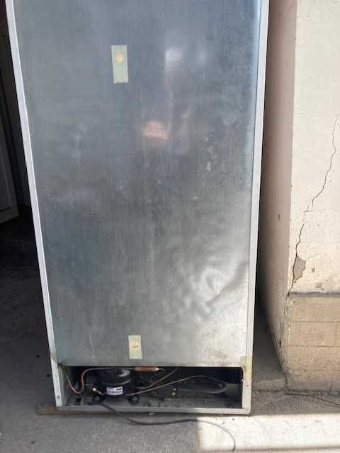 Продается холодильник морозильник General Electric  NO FROST