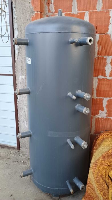 Vând puffer 500 litri cu izolație.