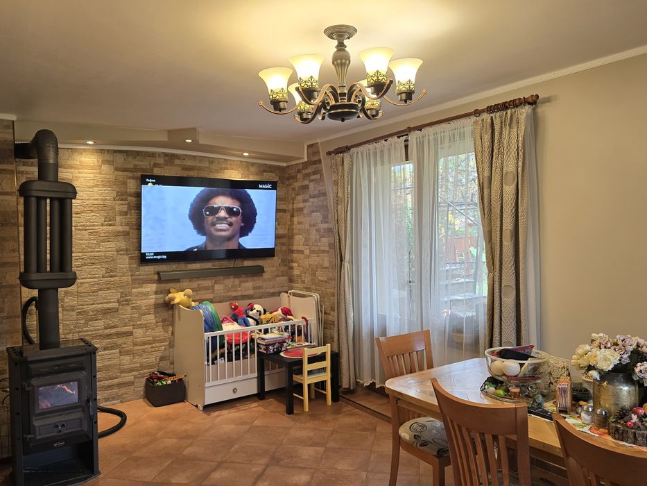 Продавам къща с. ЧУКОВЕЦ, област Перник