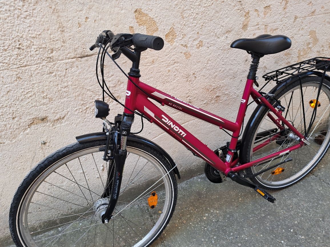 Bicicleta damă aluminiu Dinoti pe 28