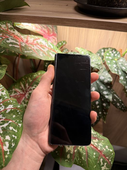 Vand Galaxy Fold 5 512GB Gray