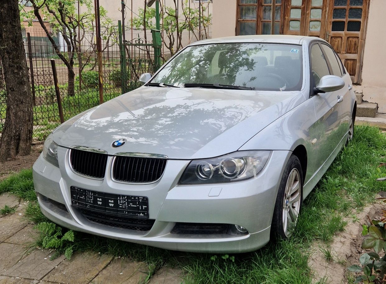 BMW e90 318d din 2008, km 157000, stare foarte bună