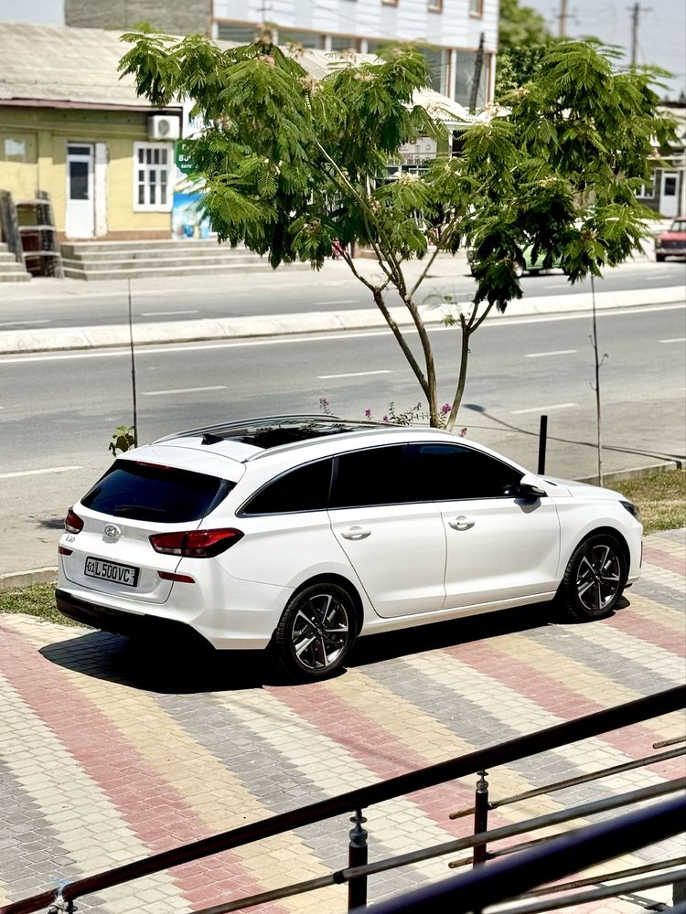 Hyundai i30 Premium Universal