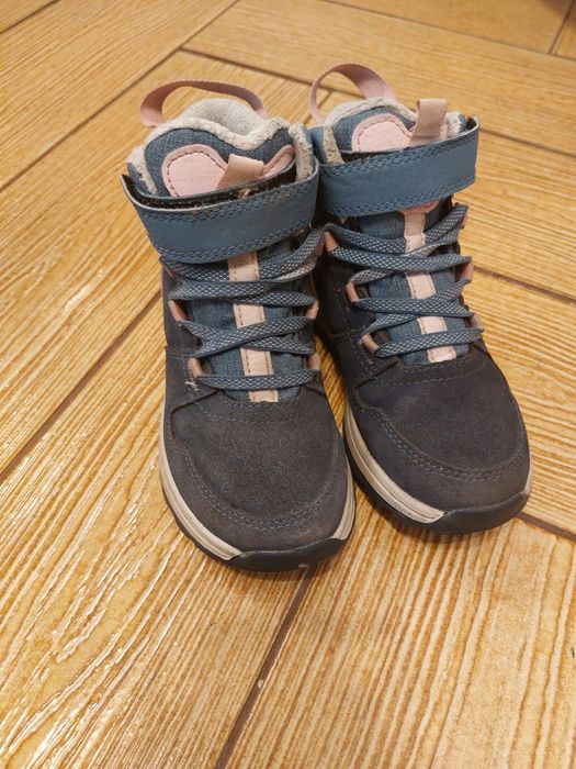 Ghete Quechua mărime 28. Piele naturala.