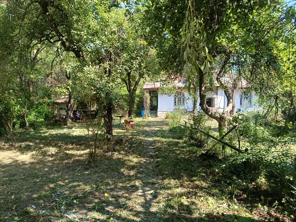 Vand casa Poiana Varbilau ,la 9 km de Slanic Prahova