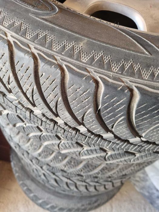 set complet roti iarna Good Year