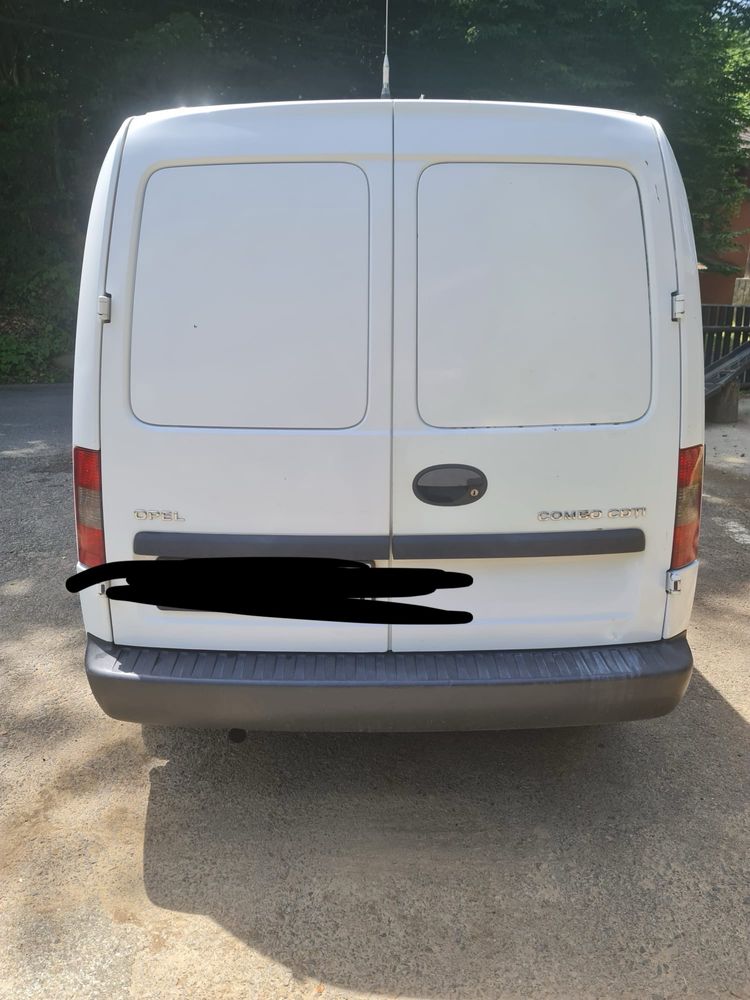 vand opel combo 2011