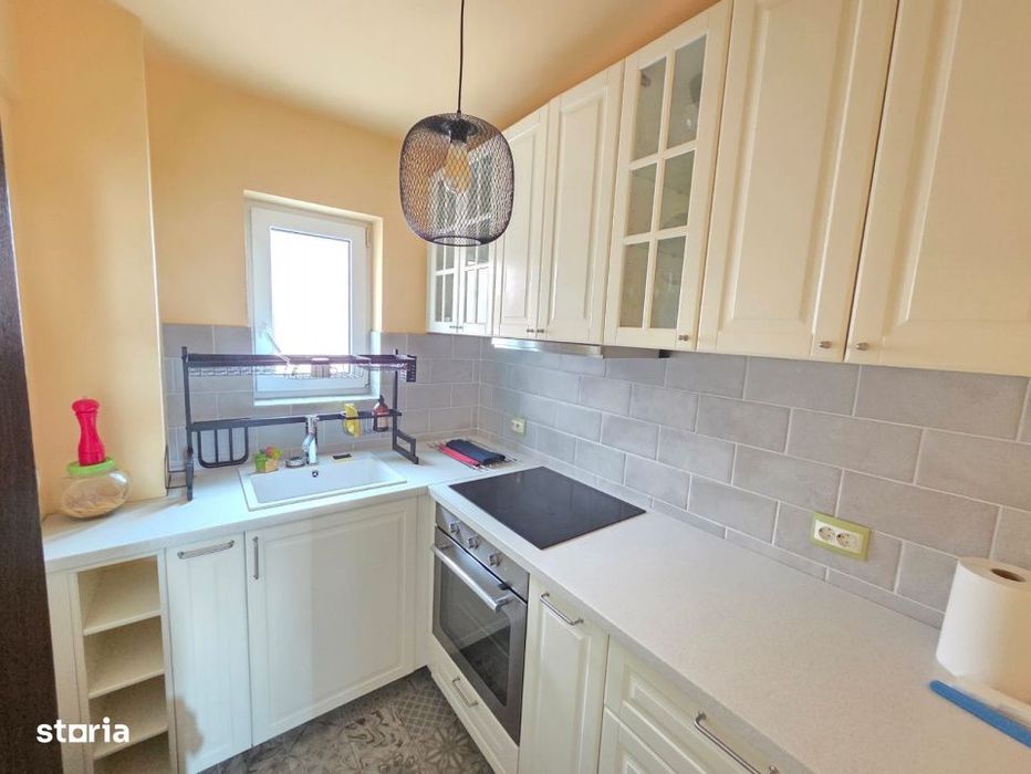 Apartament spatios 3 camere, mobilat, zona Muzeul Apei