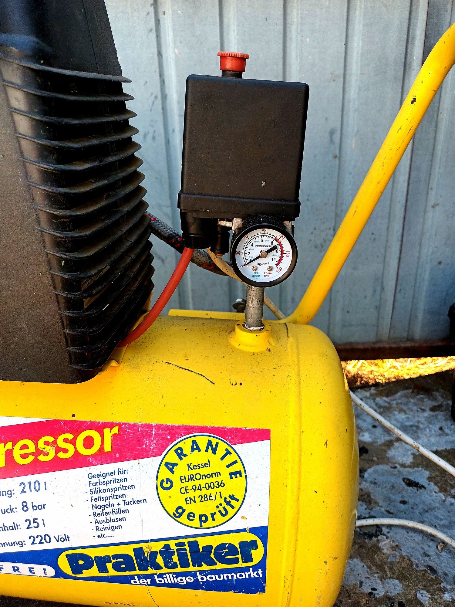 Compresor aer 25 litri 220v