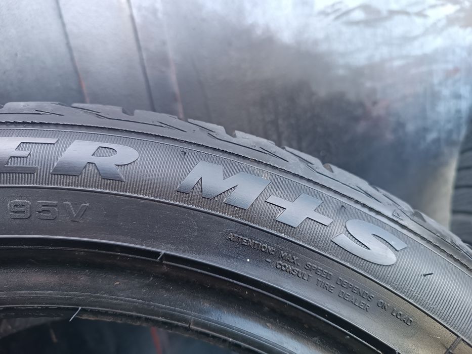 215/50/17 Voyager Дот 2822