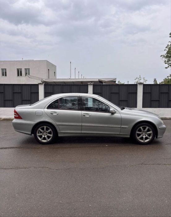 Mercedes benz c200 kompresor