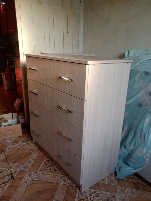Продам комод новый
