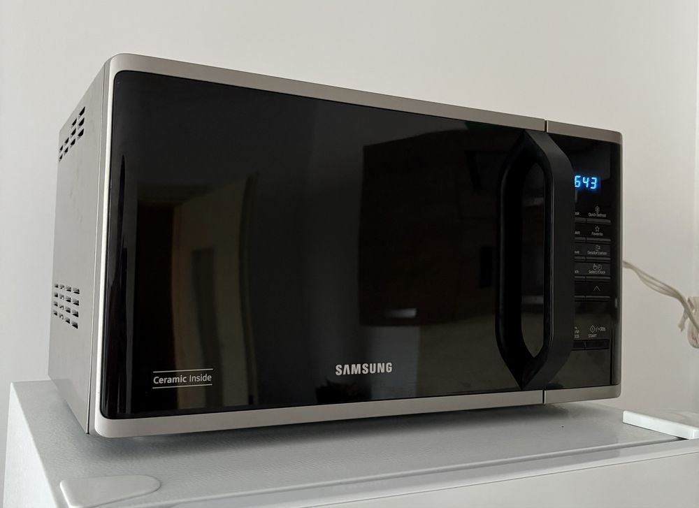 Микровълнова Samsung