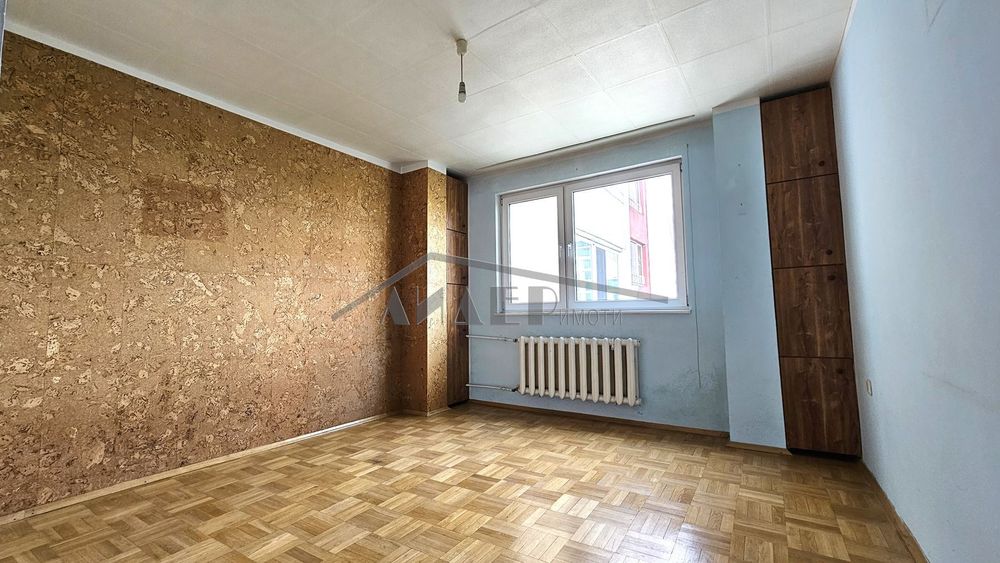3-стаен с площ от 108 кв.м. в кв. Кършияка
