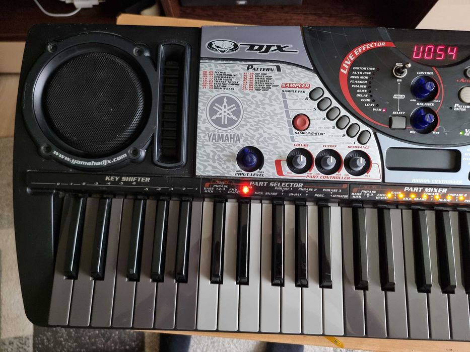 Yamaha DJX-ll ediție limitată