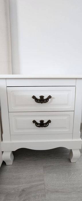 Comodă și 2 noptiere Mobexpert