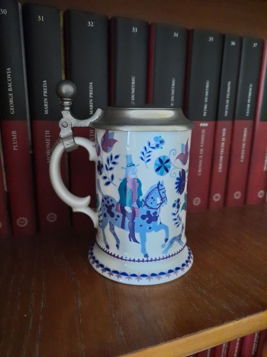 Halba de bere din ceramica