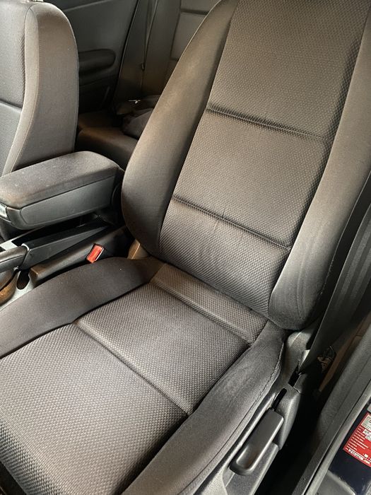 Пране на авто тапицерия