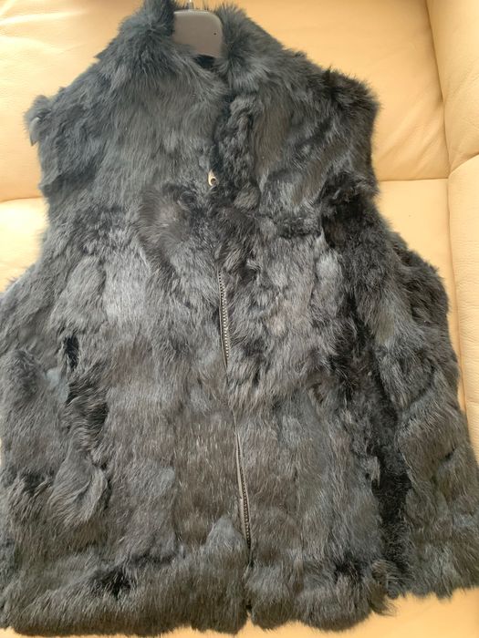 Vand vesta din blana naturala de iepure