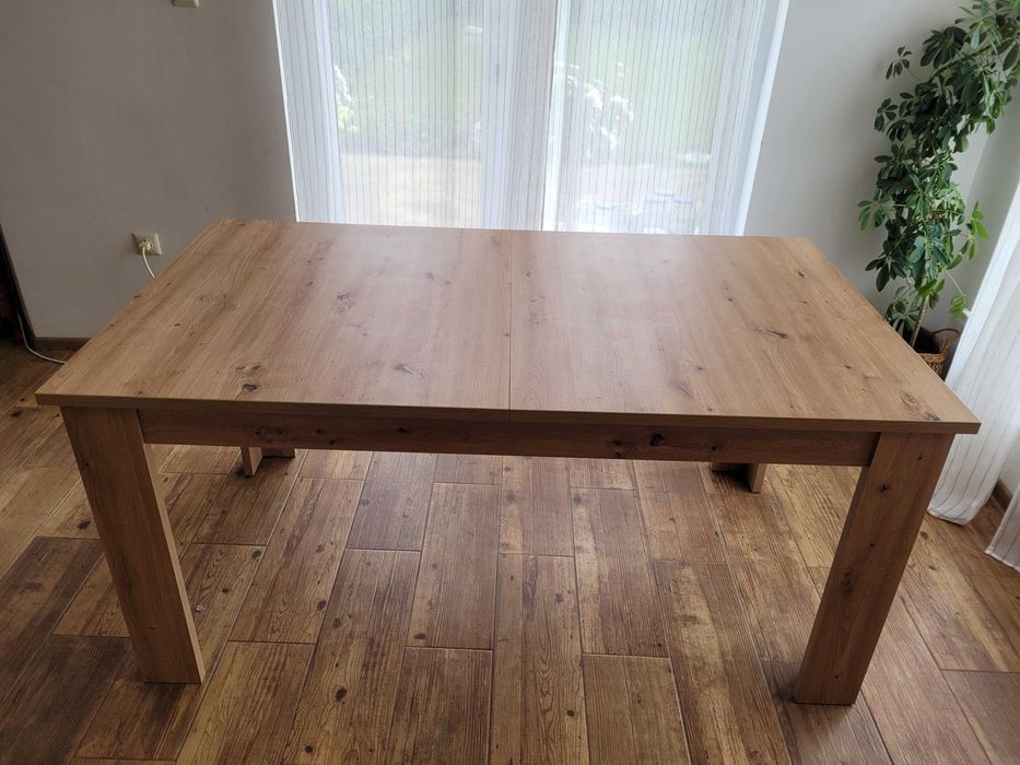 Трапезна разтегателна маса