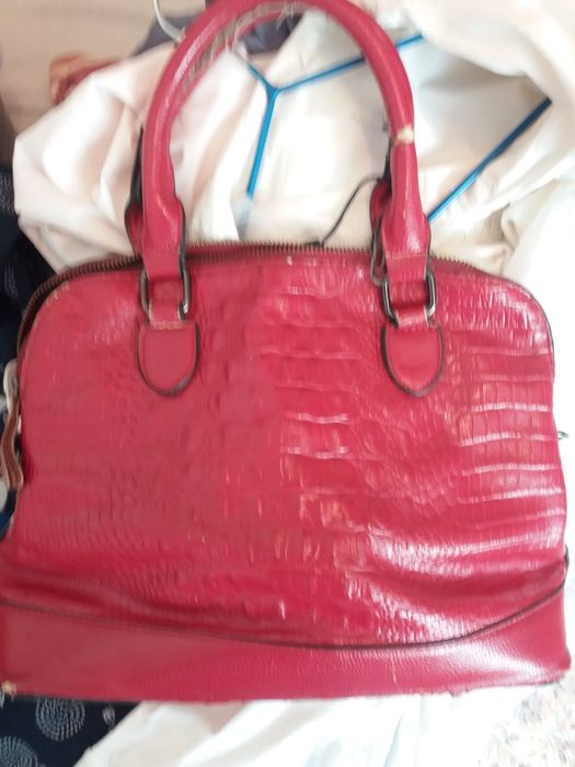 Сумки б/у цвета цены разные