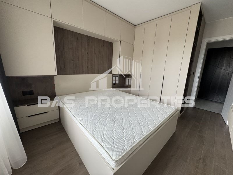 Продава се Двустаен апартамент в София, Малинова долина - 63 кв.м за 3493 €/кв.м - Снимка #6