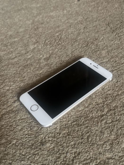 Продам iPhone 6s 32Gb