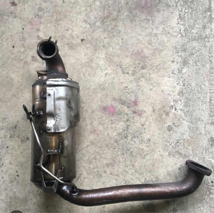 Filtru de particule / catalizator Ford focus 2 1.6 TDCi 2006