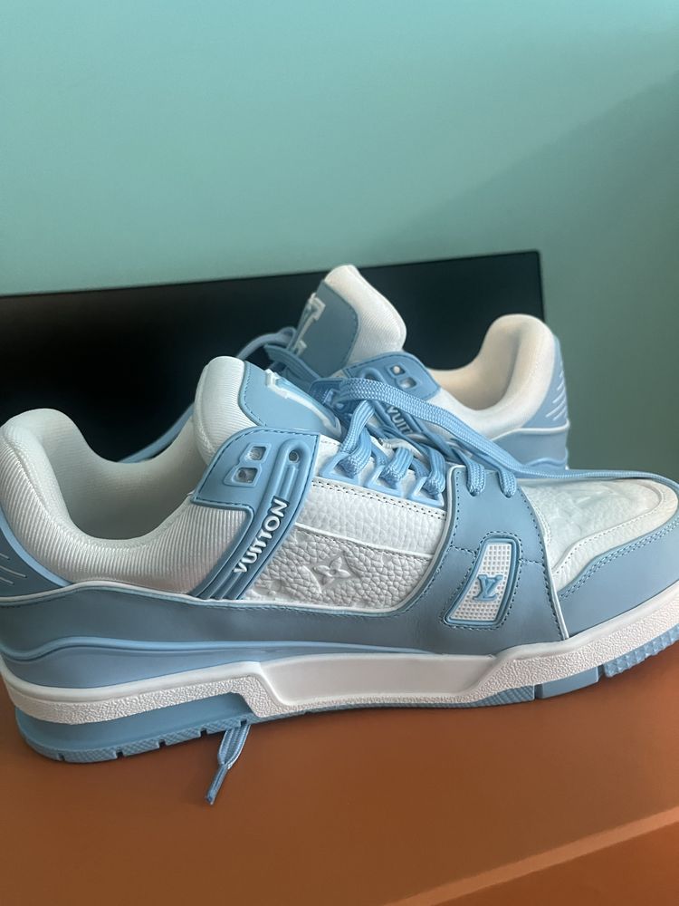 Lv trainer sky blue 45номер