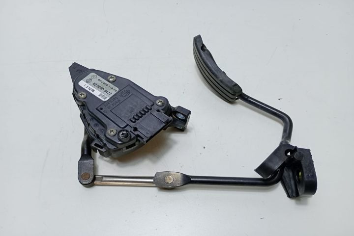 Pedala acceleratie 820008477 Renault Trafic a 2-a generatie